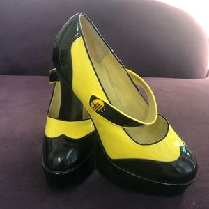 Platform bee heels